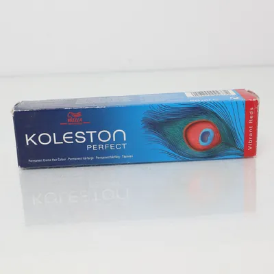Teinture pour cheveux (4/6) de Wella Proffessionals