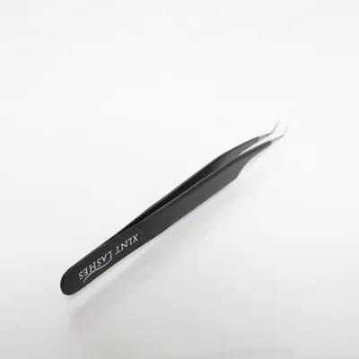 Pincett (Svart) från XLNT Lashes
