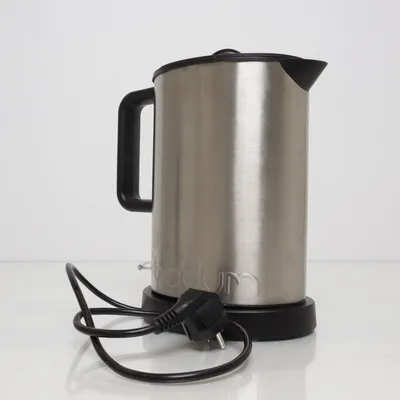 Tekanna (Silverfärgad) från Bodum