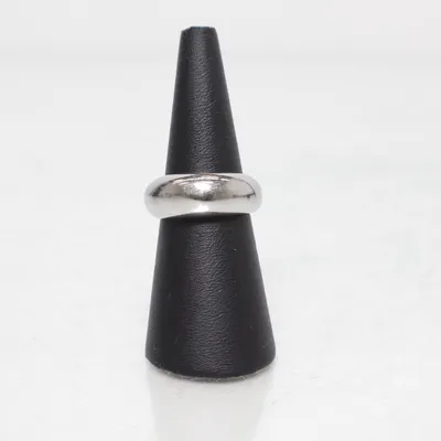 Ring (Silverfärgad) från Edblad Okänd metall