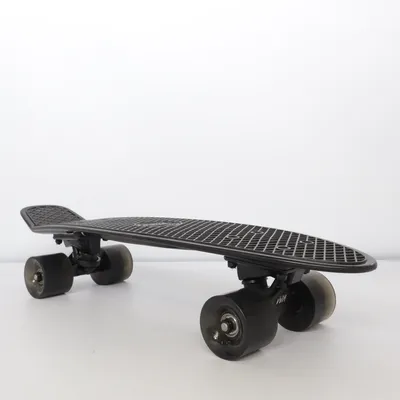 Skateboard (Svart) från Warp