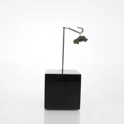 Hänge (Auto) Okänd metall