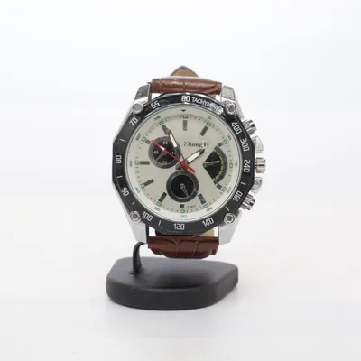 Armbandsur (Brun, Vit, Svart) från Zhong Yi