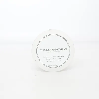 Moisturizer (Deluxe Face Cream Day & Night Moisturizer) from Tromborg