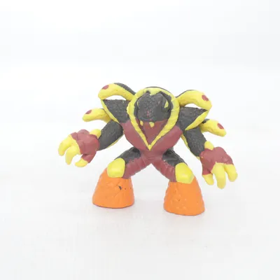 Legetøjsfigur (Gul, Rød, Orange) fra Giochi Preziosi