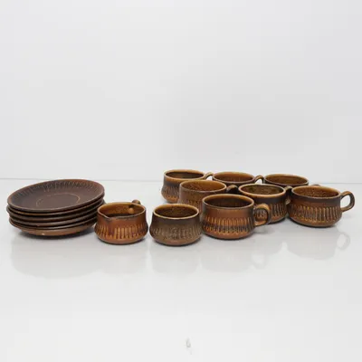 Servis (modell ”Kosmos”) från Upsala-Ekeby