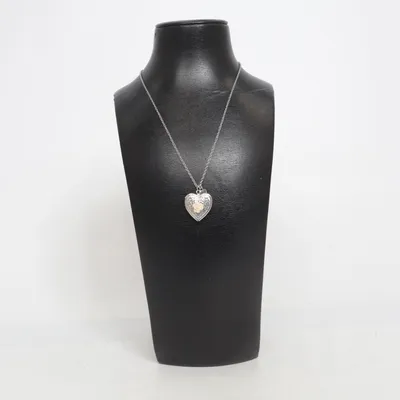 Halsband (Silverfärgad) Okänd metall