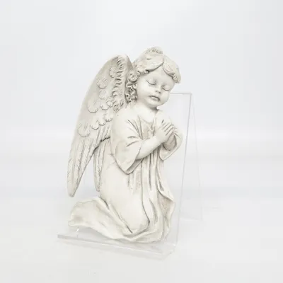 Figurine (Gray)