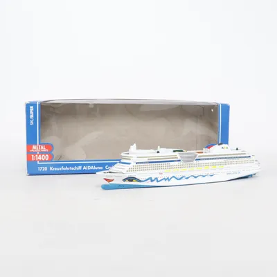 Legetøjsbåd (AIDA) fra Siku