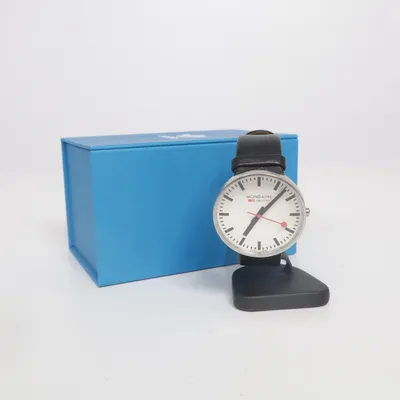 Polshorloge (Official Swiss Railways Watch) van Mondaine