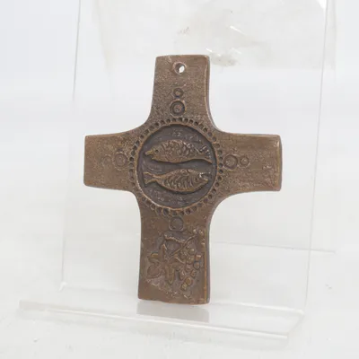 Anhänger (Braun) Unbekanntes Metall