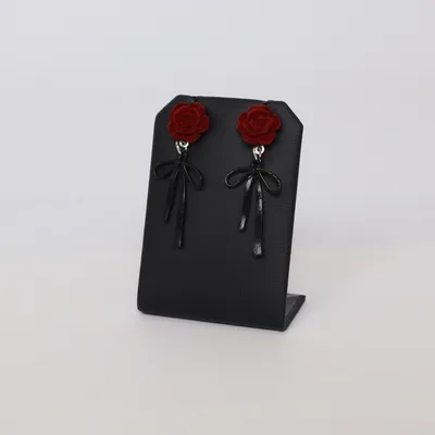 Oorbellen (Zwart, Rood) Onbekend materiaal
