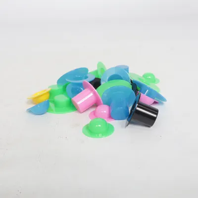 Loisirs créatifs (Plastic Hats) de Playbox
