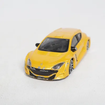 Voiture jouet (Megane) de Burago