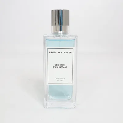 Eau de Toilette (Luminous Violet) van Angel Schlesser
