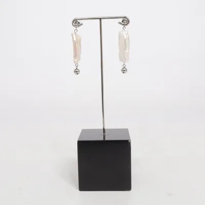 Boucles d'oreilles (Blanc) Métal inconnu