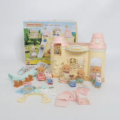 Puppenhaus (Baby Castle Nursery) von Sylvanian Families