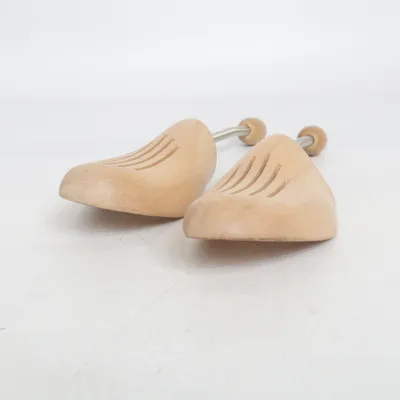 Shoe tree (Brown)