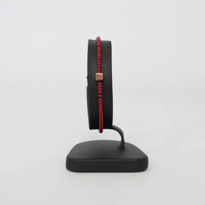 Armband (Rood) Onbekend materiaal