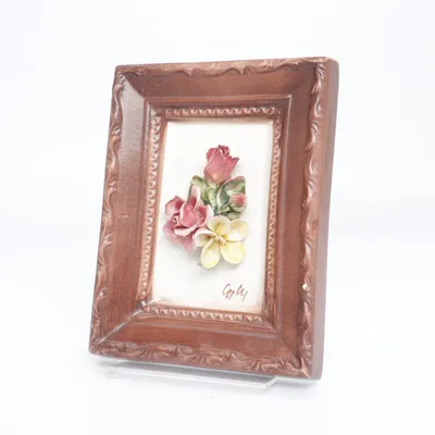 Wall relief (Brown, Pink, Yellow)