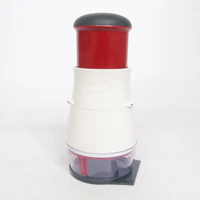 Grönsakshackare (Svart, Röd, Vit) från Zyliss