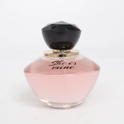 Eau de Parfum (She Is Mine) de Trussardi