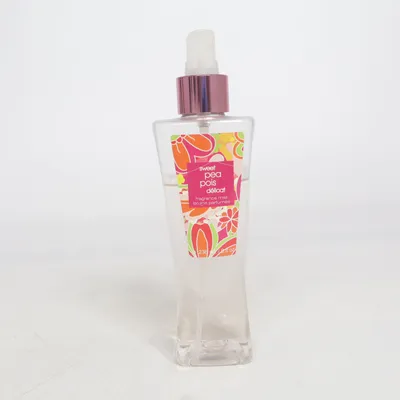 Body mist (Sweet Pea) from Bath & Body Works