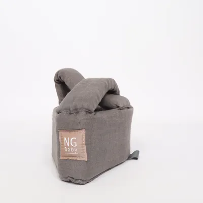 Huvudskydd (Grå) från Emmaljunga