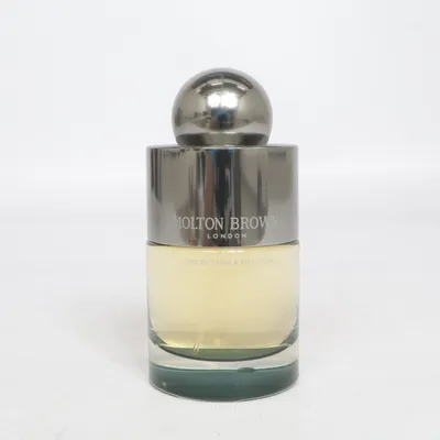 Eau de Parfum (Jubilant Pine & Patchouli) de Molton Brown