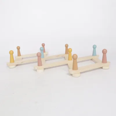 Clothes hanger (Multicolored)