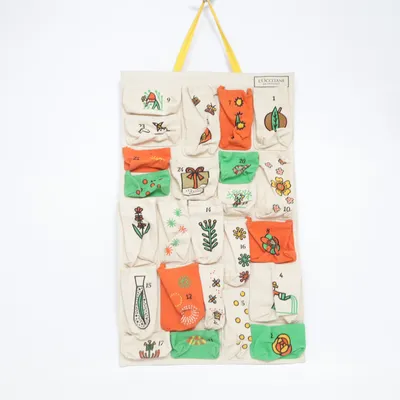Adventskalender (Beige, Orange, Grön) från L'Occitane