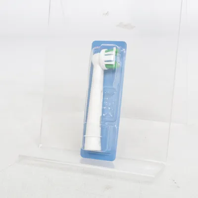 Toothbrush head (White, Green) from Oral-B