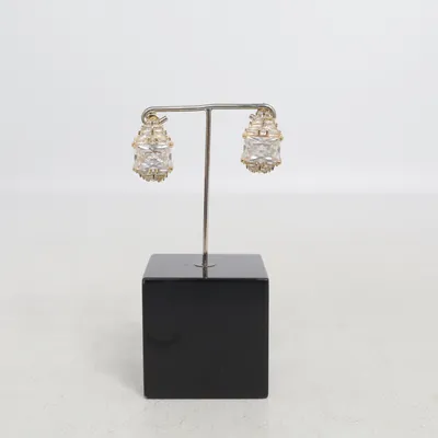 Boucles d'oreilles (Or) de Ioaku Métal inconnu