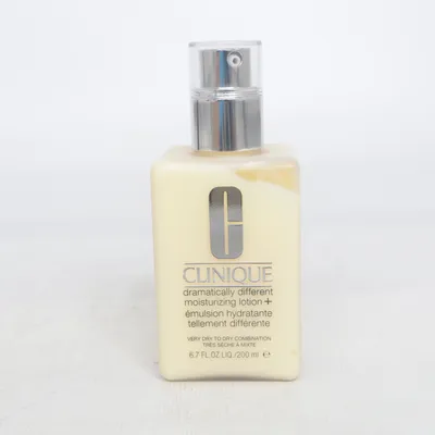 Ansigtscreme (Dramatically Different Moisturizing Lotion+) fra Clinique