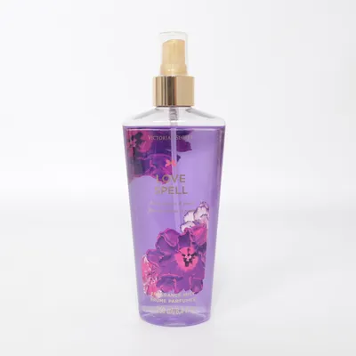 Body mist (love spell) från Victoria's Secret