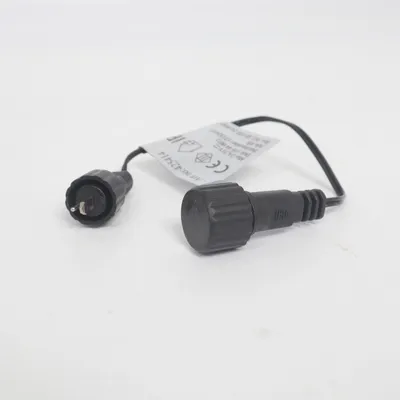 Adapter from Anslut