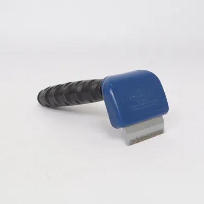 Fur brush (Black, Blue) from Furminator