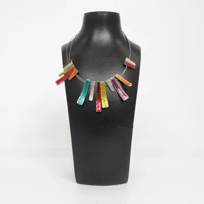 Halsband (Flerfärgad) från Sweden Okänd metall