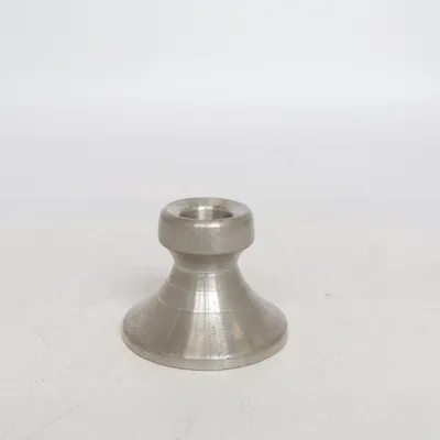 Ljusstake (Silverfärgad) från Scandia Tenn