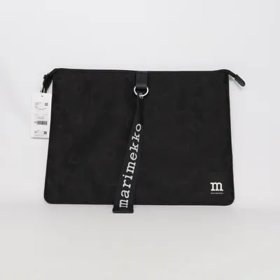 Laptopsleeve (Sort) fra Marimekko