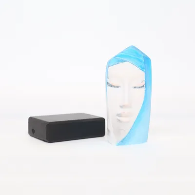 Figurin (Blå, Vit) från Mats Jonasson Målerås