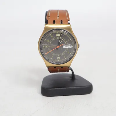 Polshorloge (Bruin) van Swatch