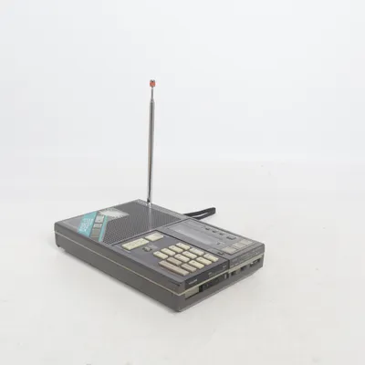 Radio (Icf-7600d) från Sony