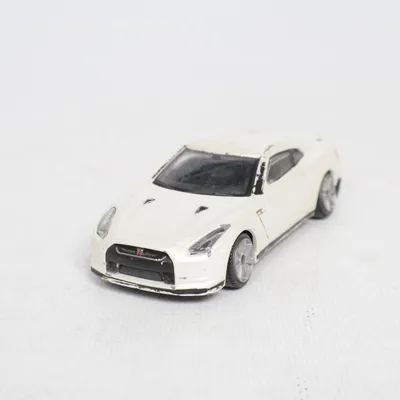 Voiture jouet (2009 Nissan Gt-R) de Burago