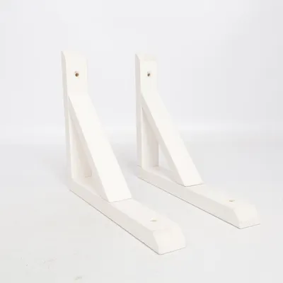 Shelf bracket