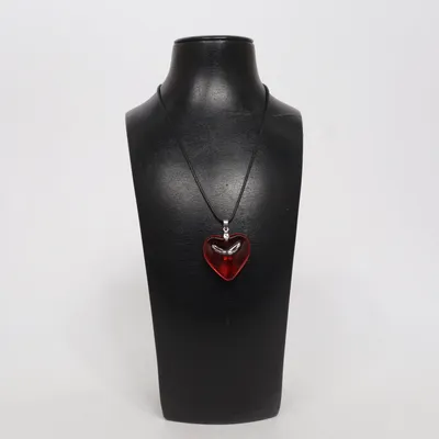 Necklace (Black, Red) Unknown metal