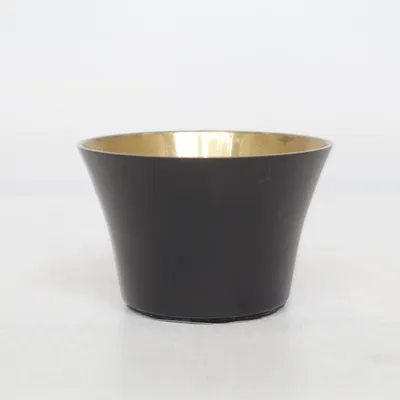 Ljuslykta (16117) från Skultuna