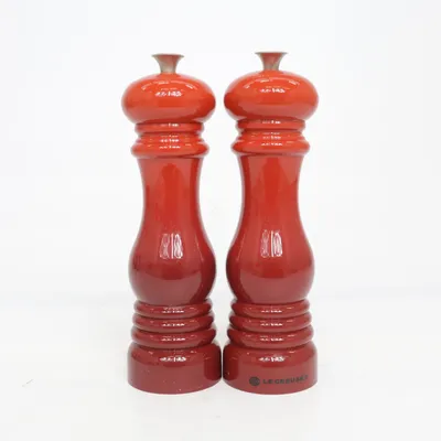 Salt & Pepparkvarn (Röd) från Le Creuset