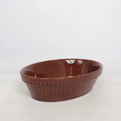 Servies (Bruin)