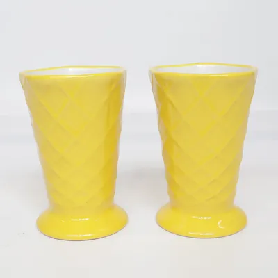 Drinking glass (Yellow, White) from Mique